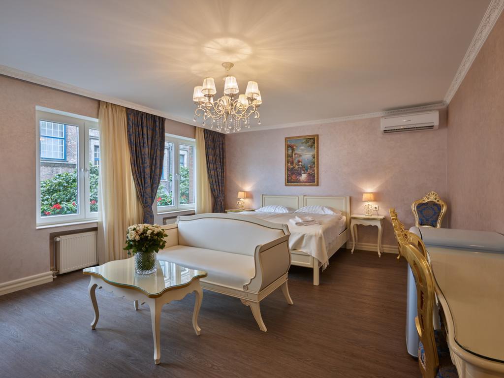 Apartment-Hotel Am Rathaus Düsseldorf Zewnętrze zdjęcie