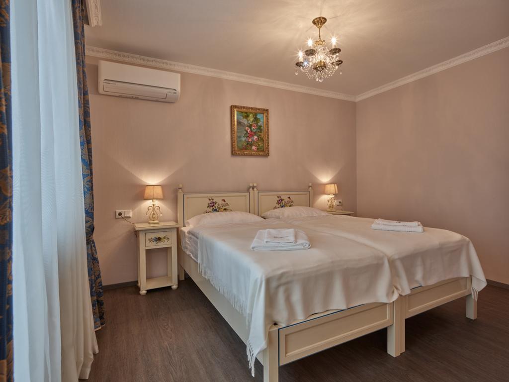 Apartment-Hotel Am Rathaus Düsseldorf Zewnętrze zdjęcie