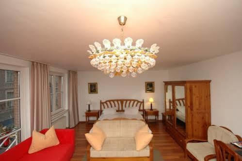 Apartment-Hotel Am Rathaus Düsseldorf Zewnętrze zdjęcie