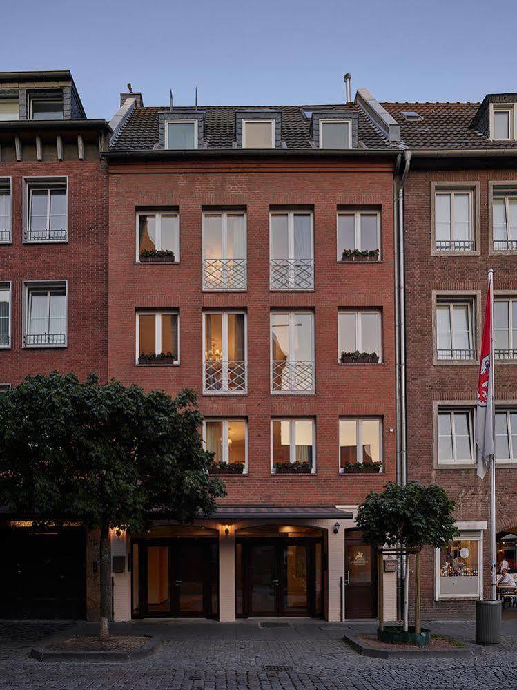 Apartment-Hotel Am Rathaus Düsseldorf Zewnętrze zdjęcie