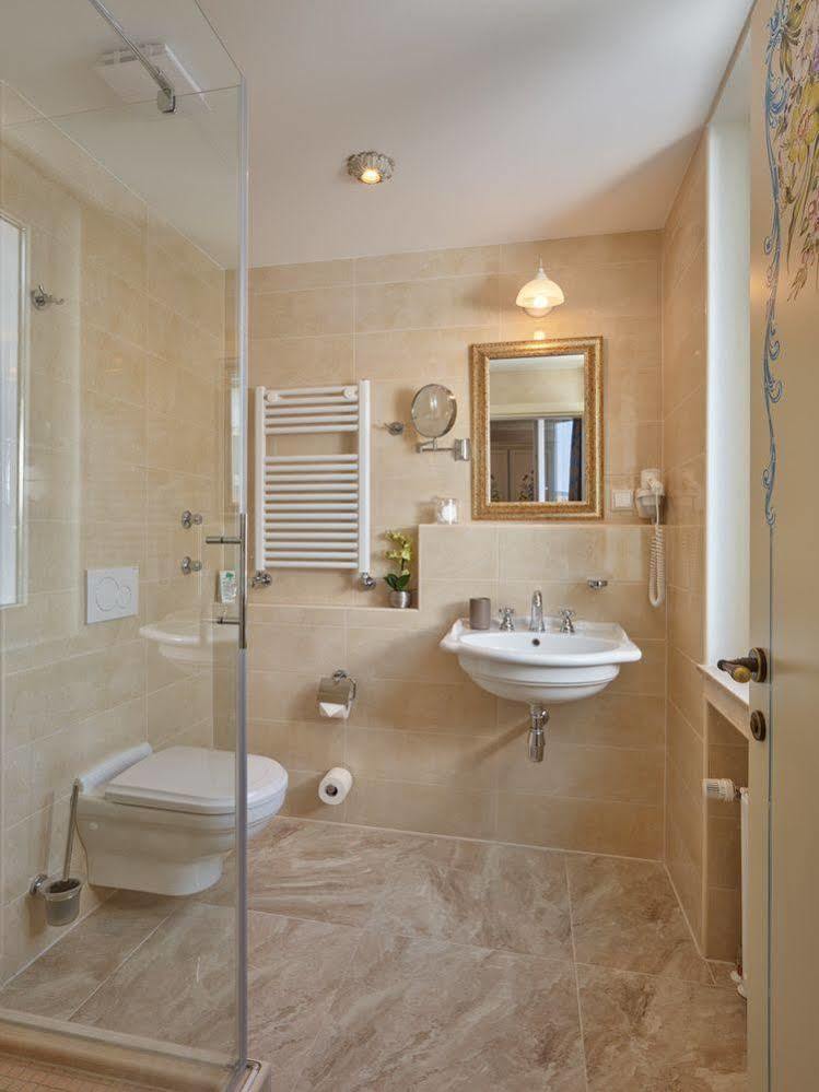 Apartment-Hotel Am Rathaus Düsseldorf Zewnętrze zdjęcie